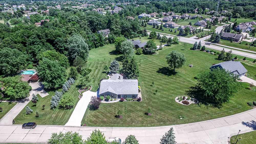 5631 Sherington Road Fort Wayne, IN 46814 - Photo 3 of 36 Gallery Image 3