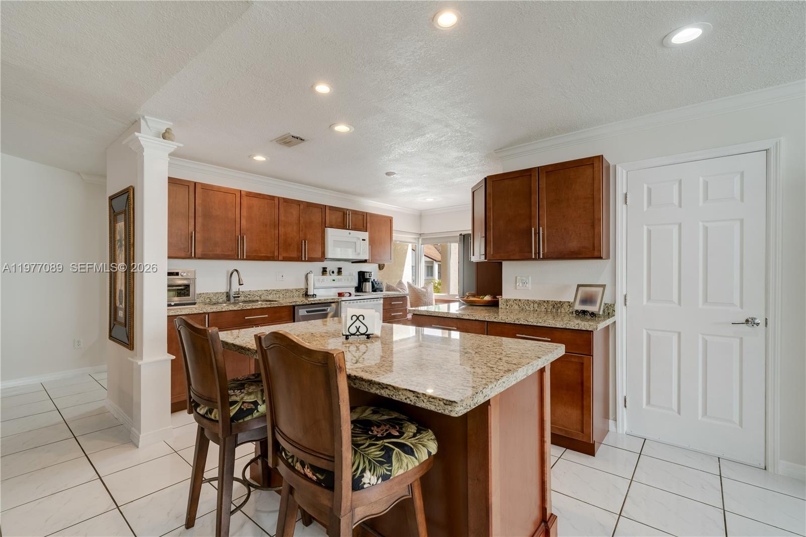 13334 Southwest 115th Court Miami, FL 33176 - Photo 9 of 38