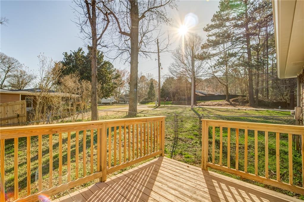 4652 Old Cowan Road Acworth, GA 30101 - Photo 2 of 34