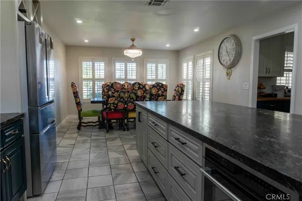 $679,900 | 1042 Robinson Court, Hanford, CA 93230