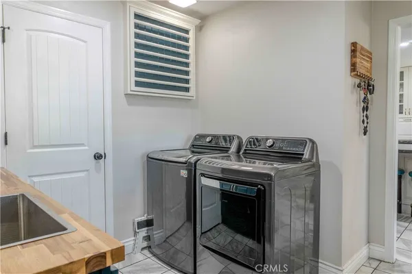 $679,900 | 1042 Robinson Court, Hanford, CA 93230