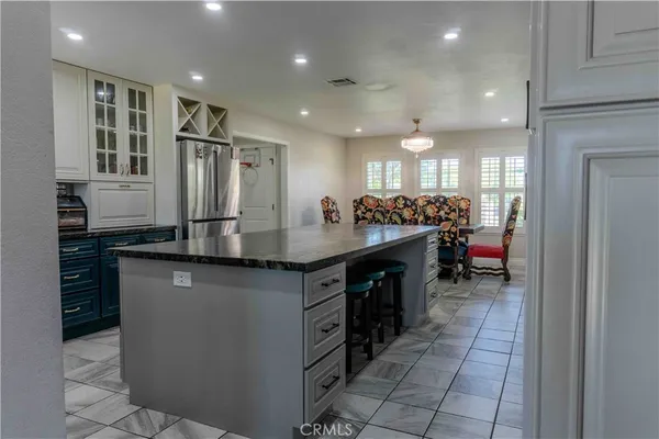 $679,900 | 1042 Robinson Court, Hanford, CA 93230
