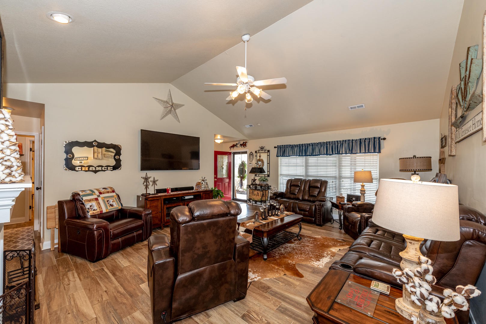 5565 J Riley W Drive Greenback, TN 37742 - Photo 10 of 35 Gallery Image 10