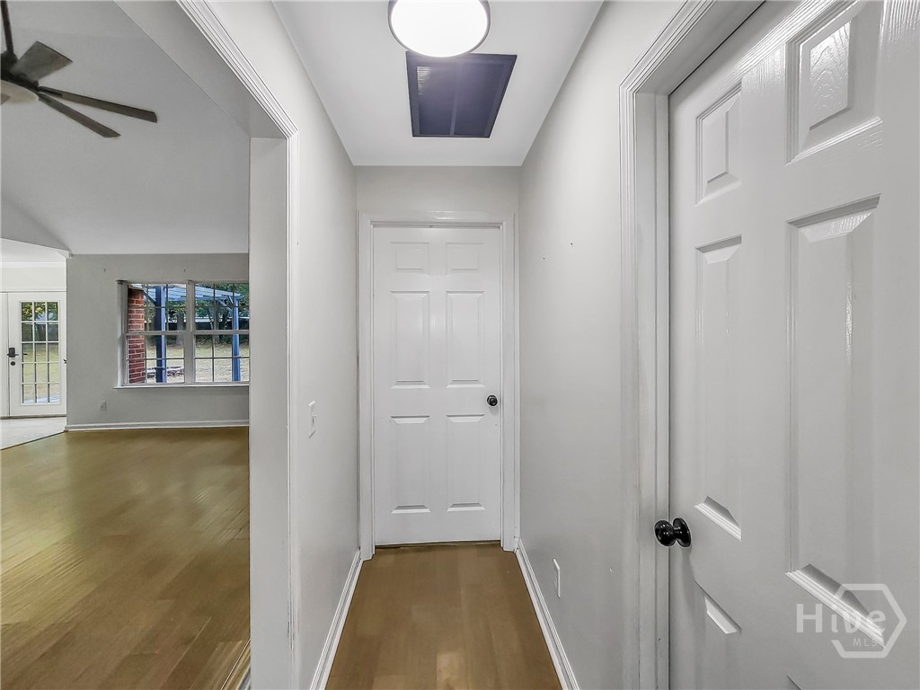411 Oak Lane Rincon, GA 31326 - Photo 14 of 43 Hallway