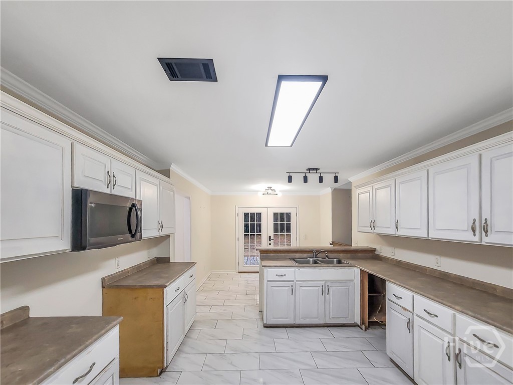 411 Oak Lane Rincon, GA 31326 - Photo 17 of 43 Kitchen