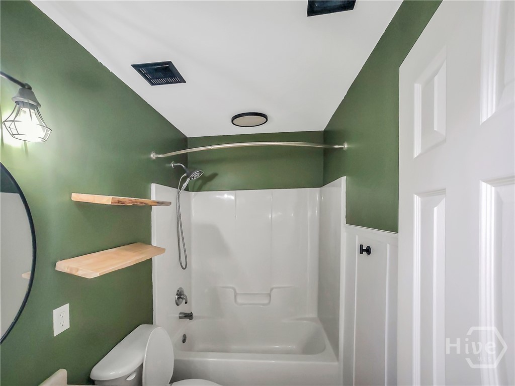 411 Oak Lane Rincon, GA 31326 - Photo 24 of 43 Guest Bathroom with Shower Tub Combo