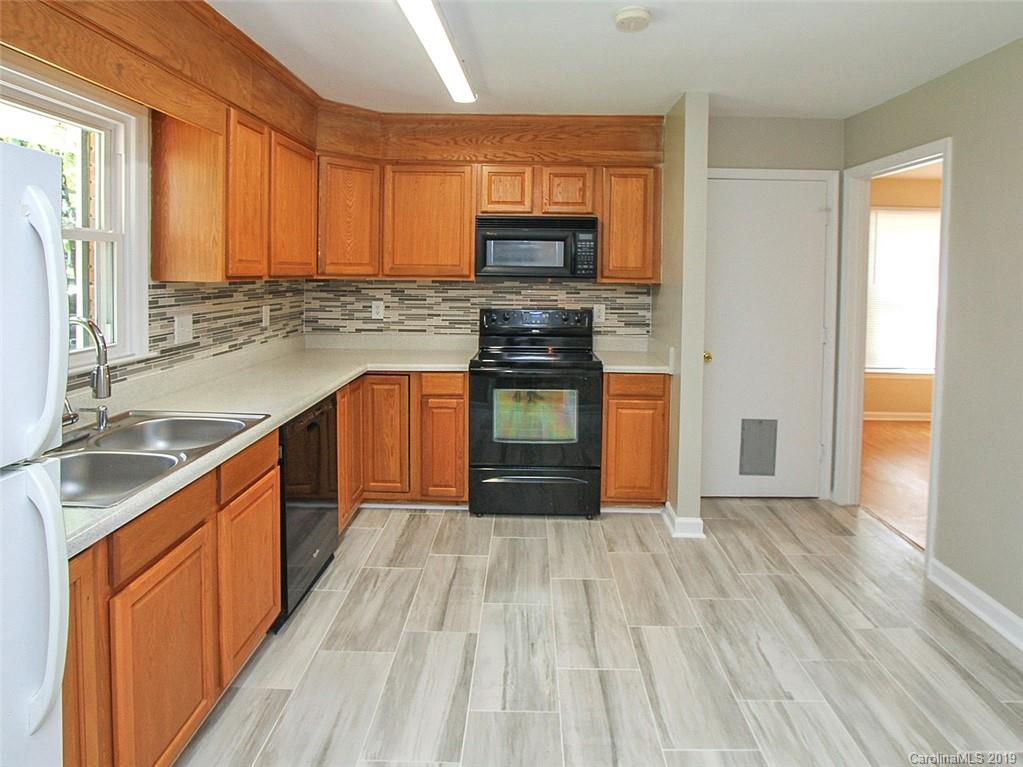 9828 Red Rock Road Charlotte, NC 28270 - Photo 7 of 21