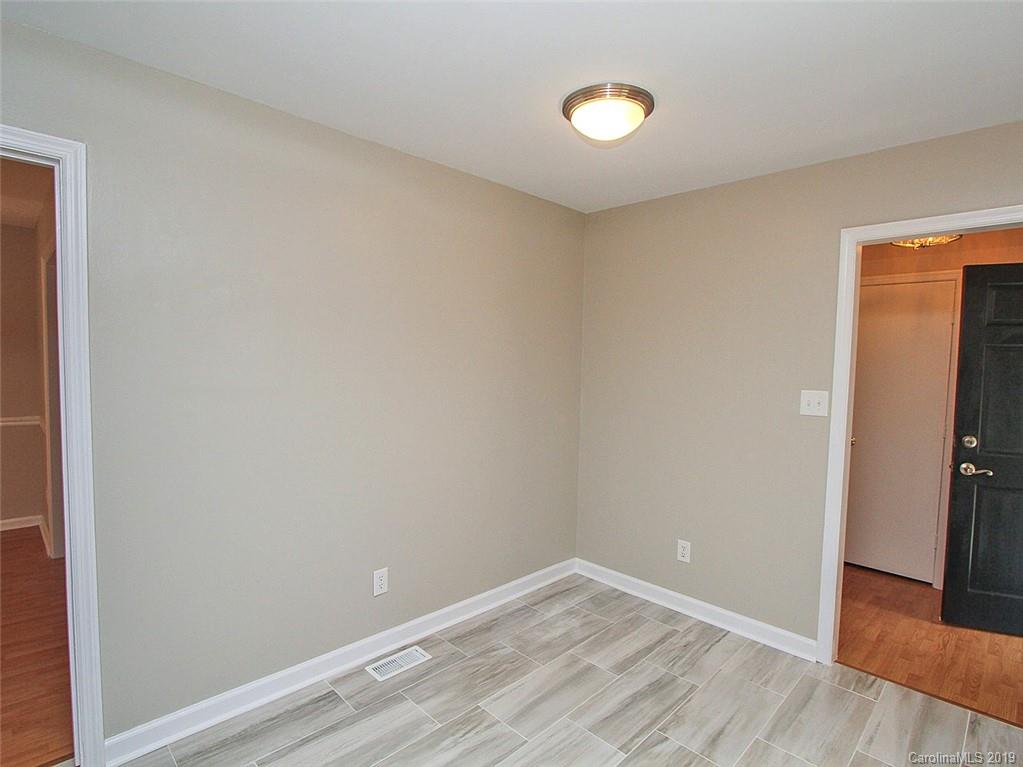 9828 Red Rock Road Charlotte, NC 28270 - Photo 8 of 21