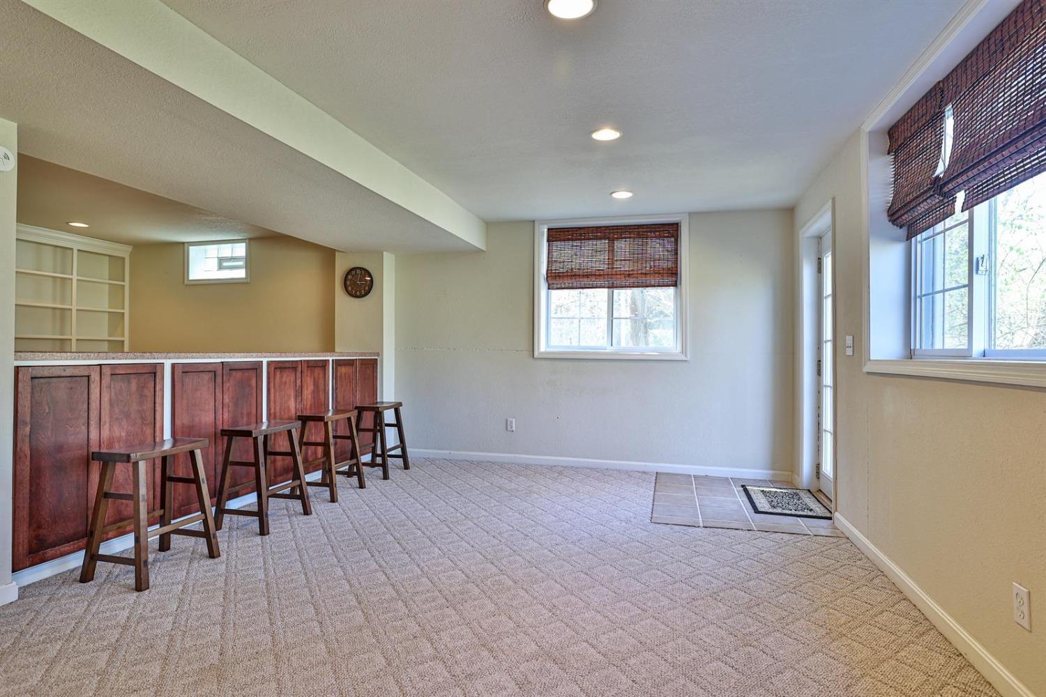 350 Compton Road Cincinnati, OH 45215 - Photo 19 of 43