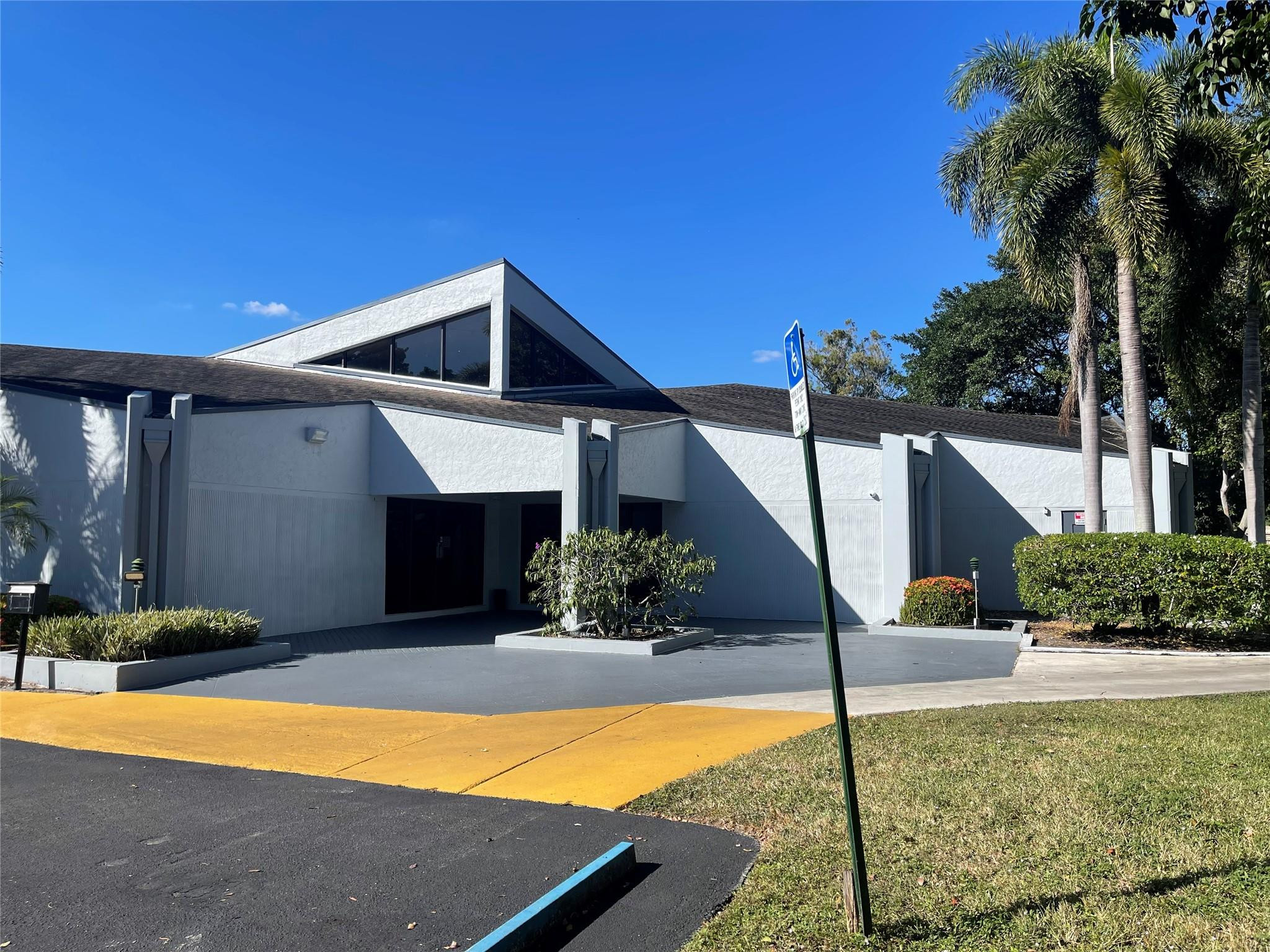 8341 Sands Point Boulevard, Unit B101 Tamarac, FL 33321 - Photo 33 of 40 Photo 33
