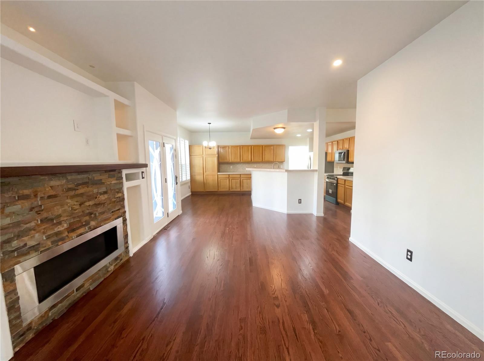 1721 Mountain Maple Avenue Highlands Ranch, CO 80129 - Photo 3 of 18