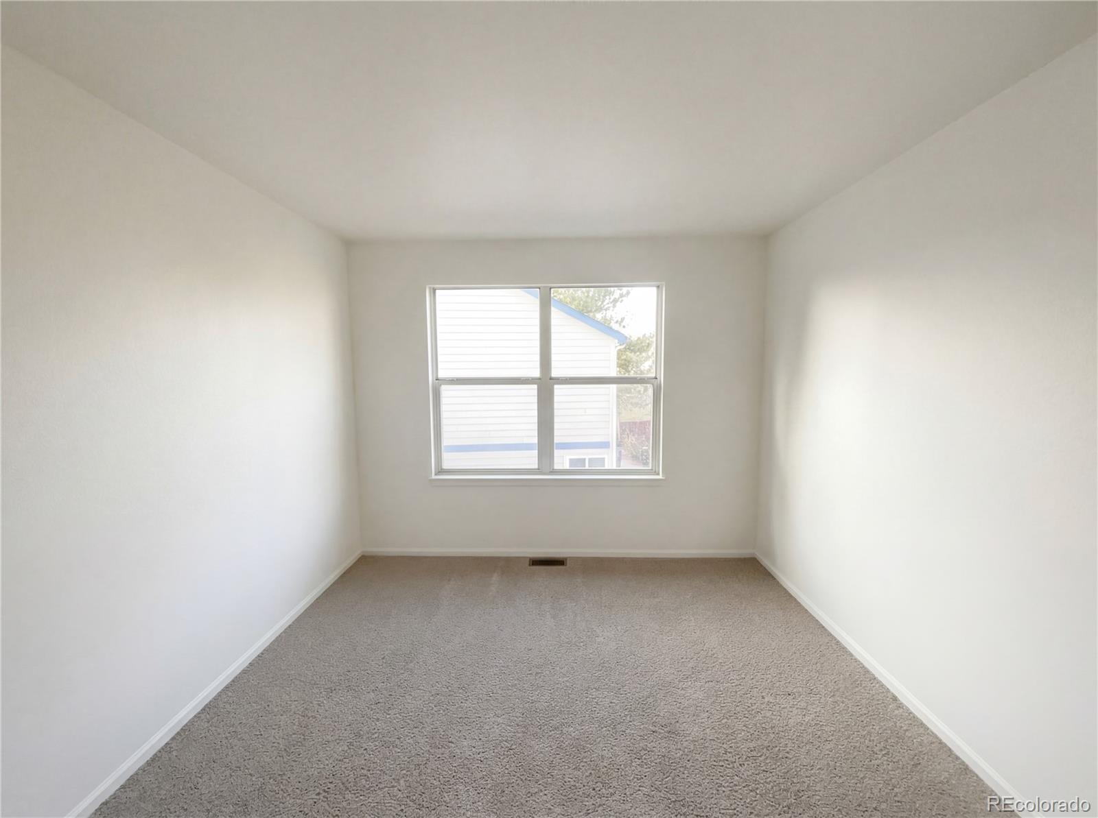 1721 Mountain Maple Avenue Highlands Ranch, CO 80129 - Photo 8 of 18