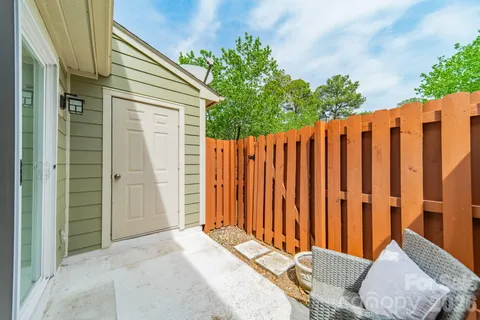 $315,000 | 9226 Four Mile Creek Road, Charlotte, NC 28277