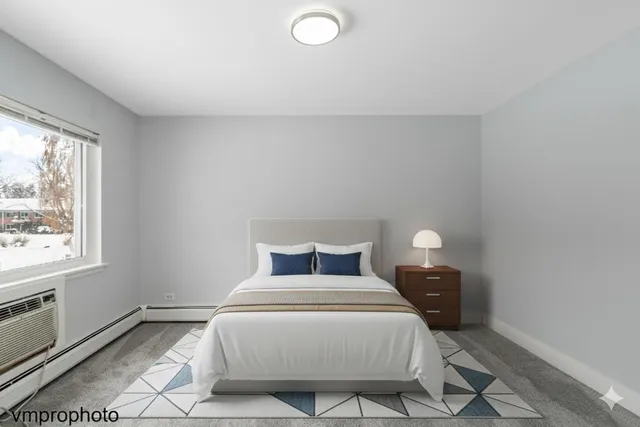 $199,900 | 707 Falcon Drive, Unit C207, Arlington Heights, IL 60005