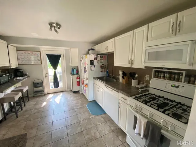 $1,745 | 9432 Eucalyptus Drive, Affton, MO 63123