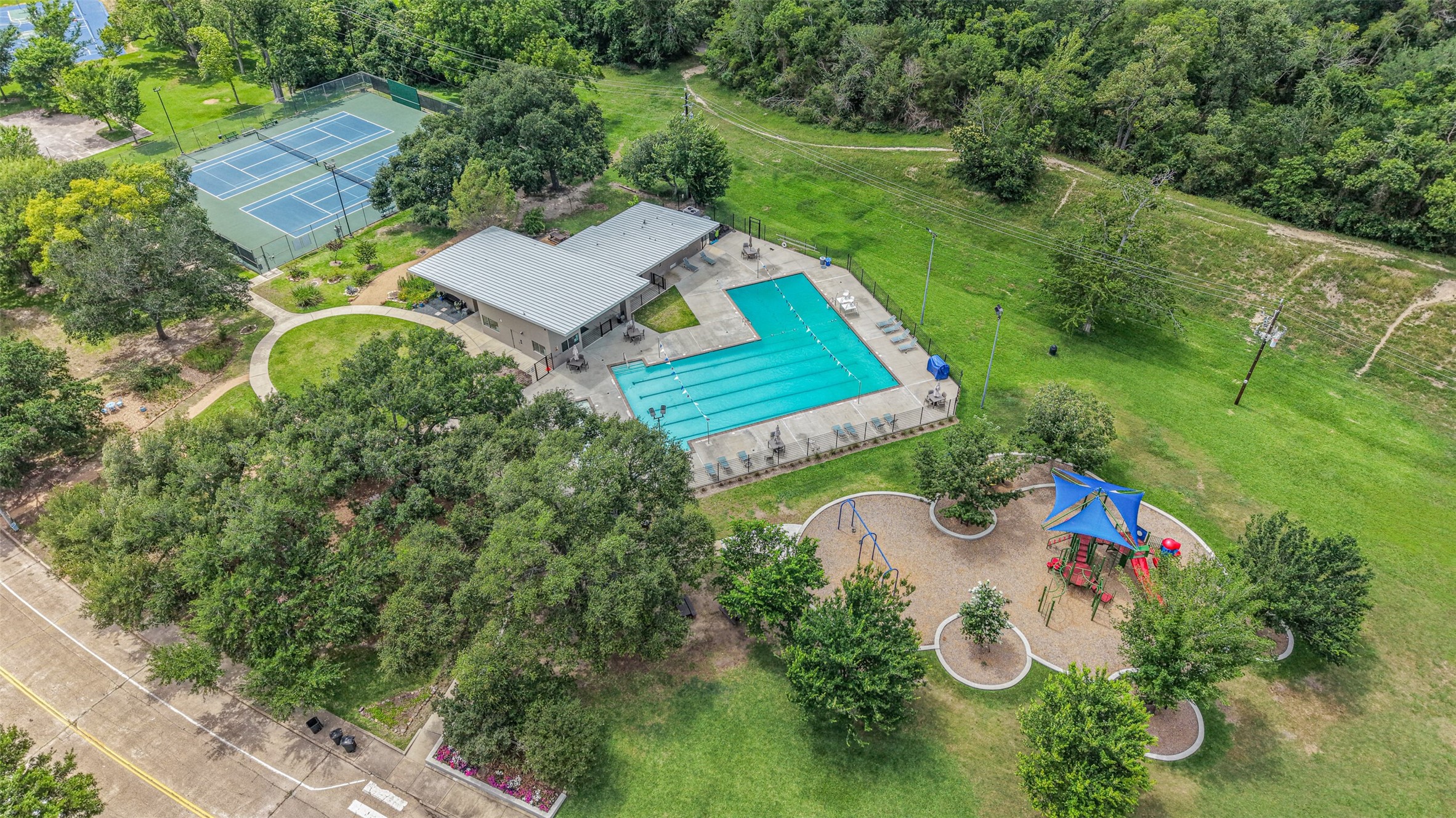 1007 Arrow Hill Road Houston, TX 77077 - Photo 40 of 50 an aerial view of a house