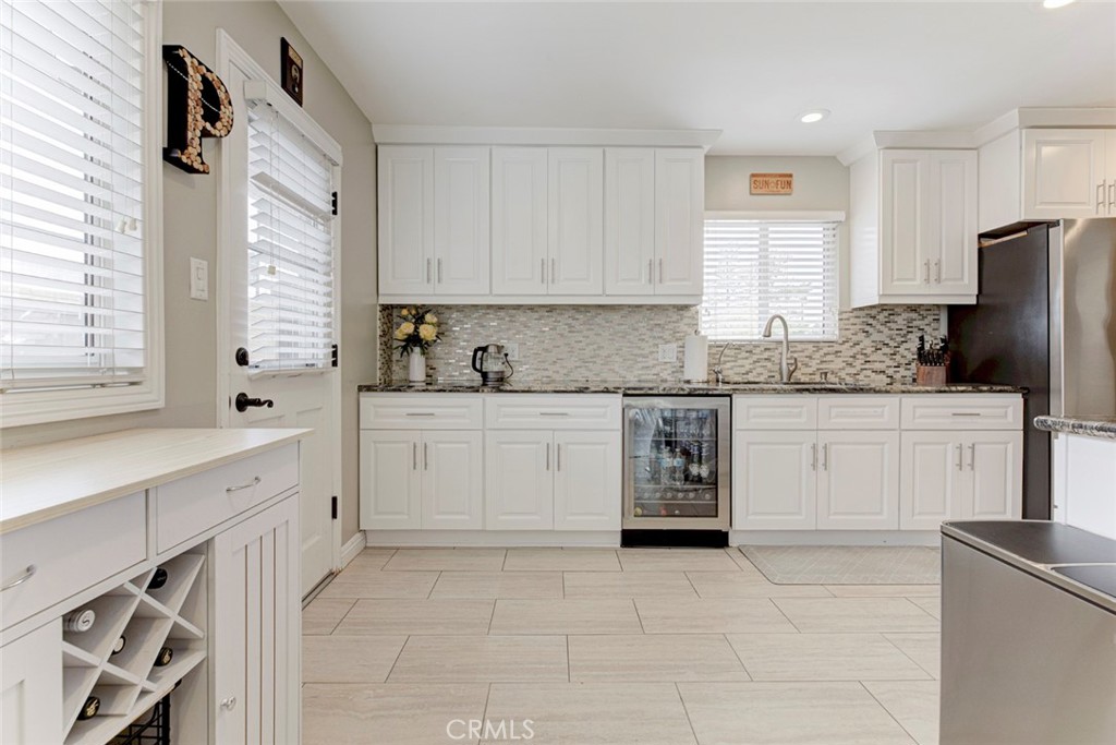9350 Rhea Avenue Northridge, CA 91324 - Photo 9 of 40