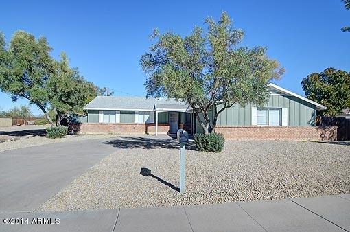3336 East Cochise Road Phoenix, AZ 85028 - Photo 1 of 18 Front