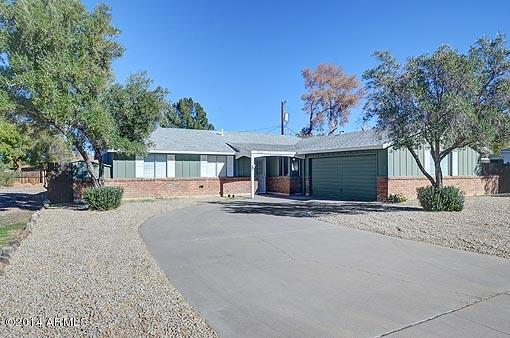 3336 East Cochise Road Phoenix, AZ 85028 - Photo 5 of 18 Front