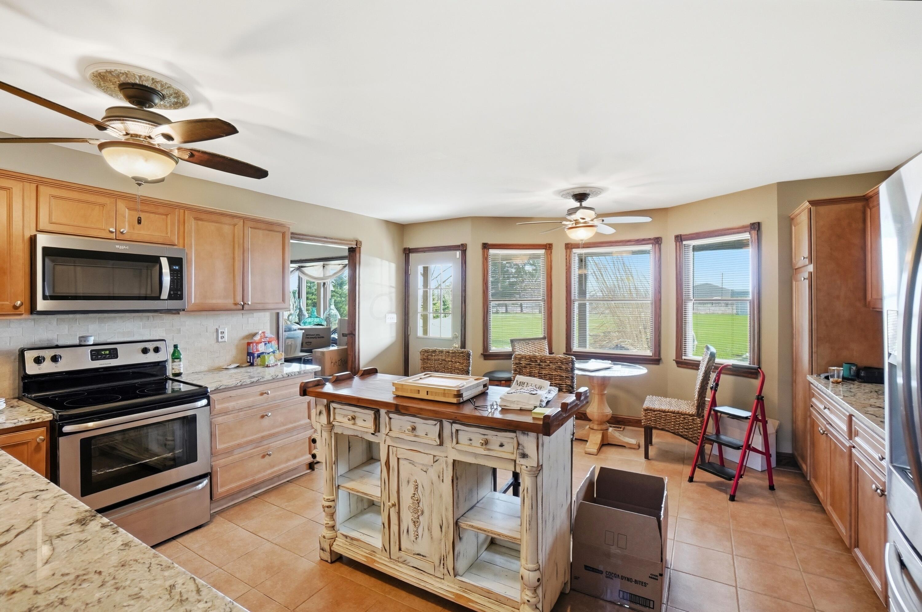 26743 Morris Salem Road Circleville, OH 43113 - Photo 5 of 17 016 (14)