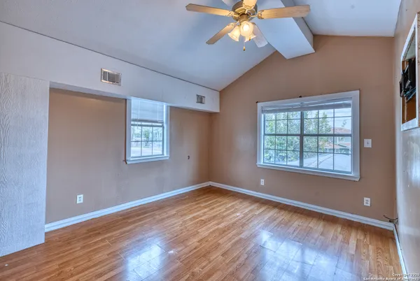 $140,000 | 98 Guayacan Street, Carrizo Springs, TX 78834