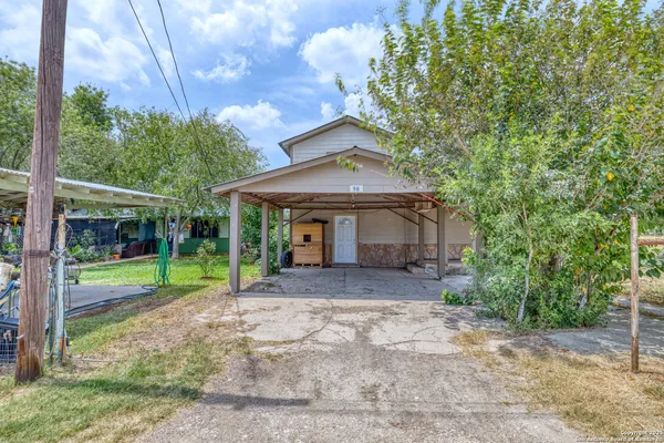 $140,000 | 98 Guayacan Street, Carrizo Springs, TX 78834