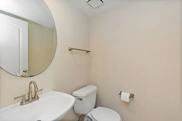 $399,777 | 1415 Diamond Drive, Hoffman Estates, IL 60192