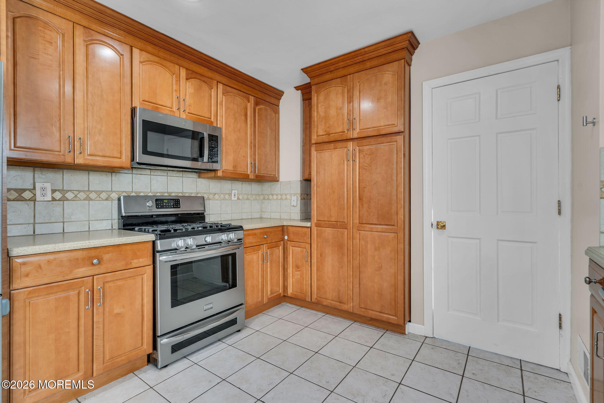 3 Bruce Terrace Jackson, NJ 08527 - Photo 7 of 37 18-web-or-mls-DSC03782