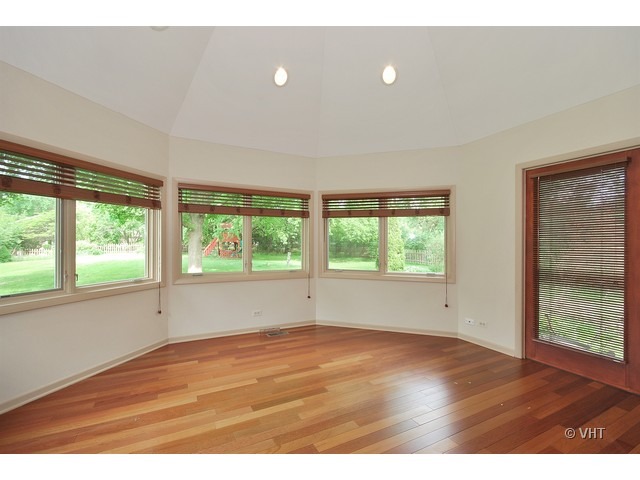 4N554 Klein Road West Chicago, IL 60185 - Photo 6 of 10