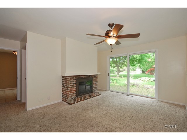 4N554 Klein Road West Chicago, IL 60185 - Photo 8 of 10