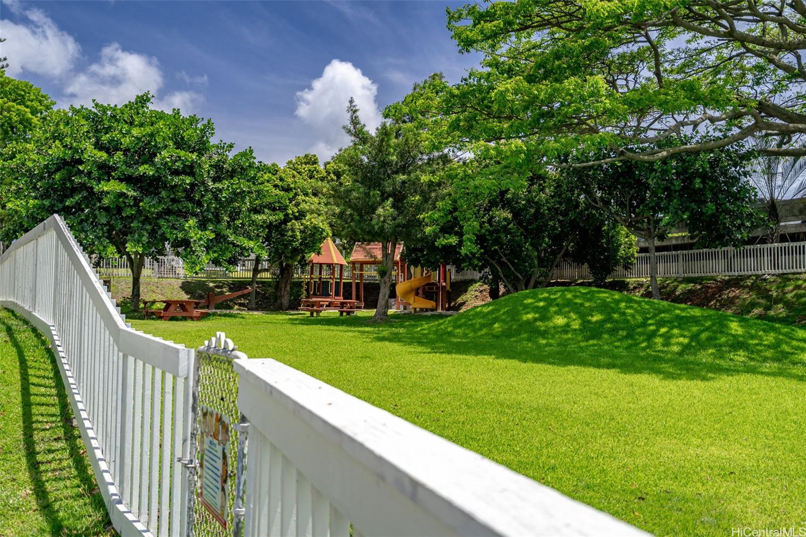 626 Mananai Place, Unit 626C Honolulu, HI 96818 - Photo 24 of 25