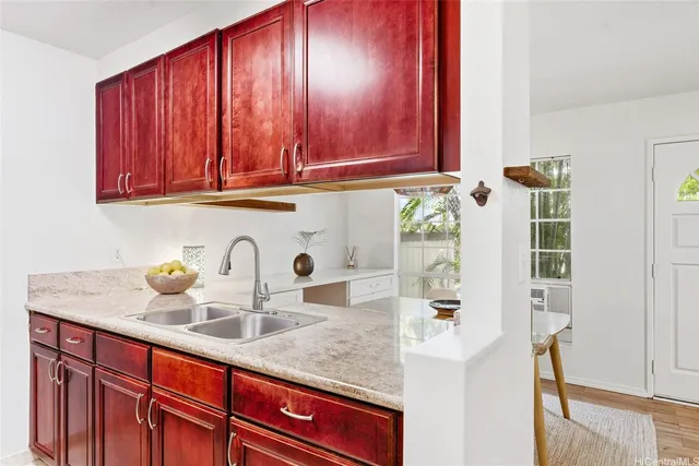 $415,000 | 626 Mananai Place, Unit 626C, Honolulu, HI 96818