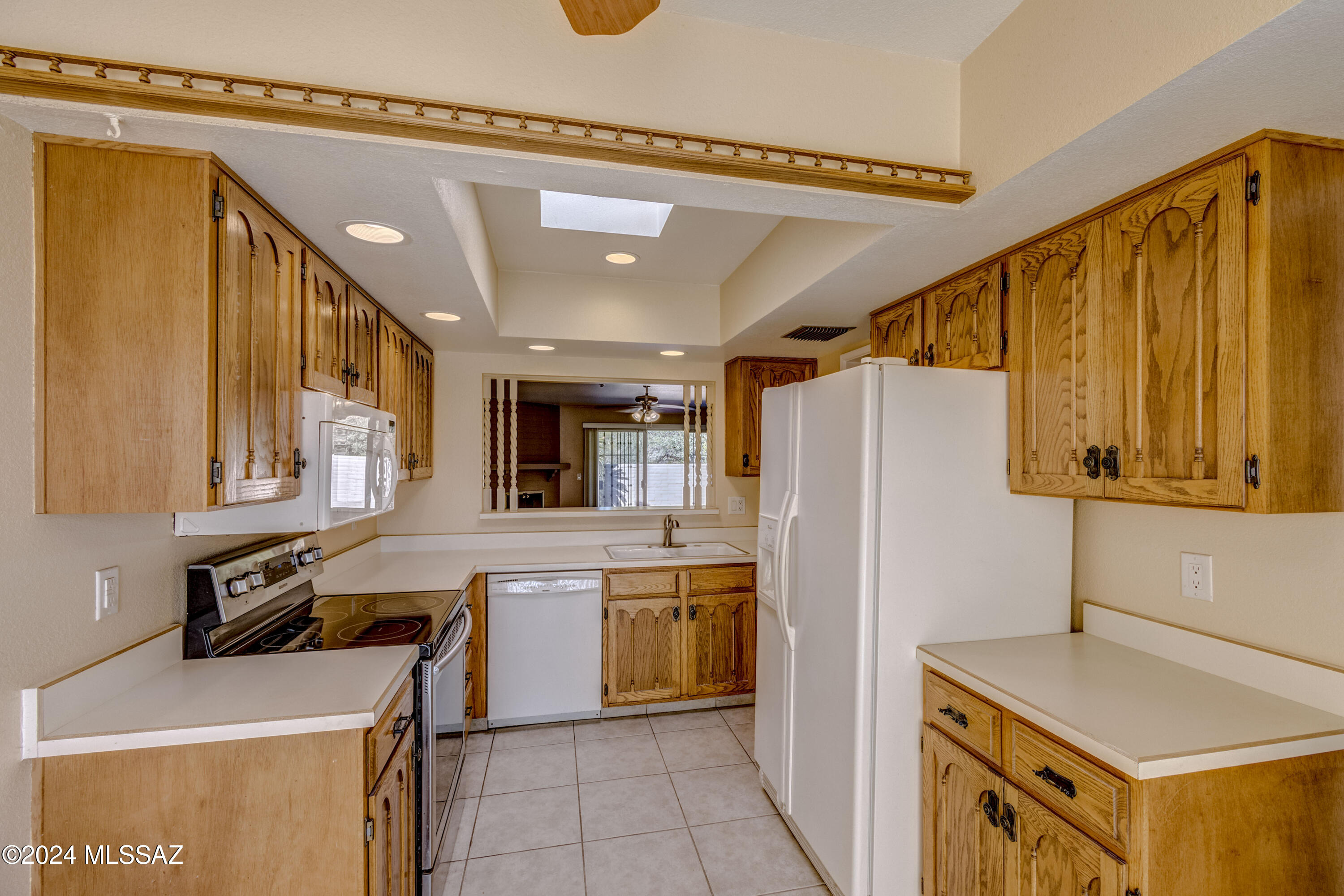7827 East 4th Street Tucson, AZ 85710 - Photo 10 of 43