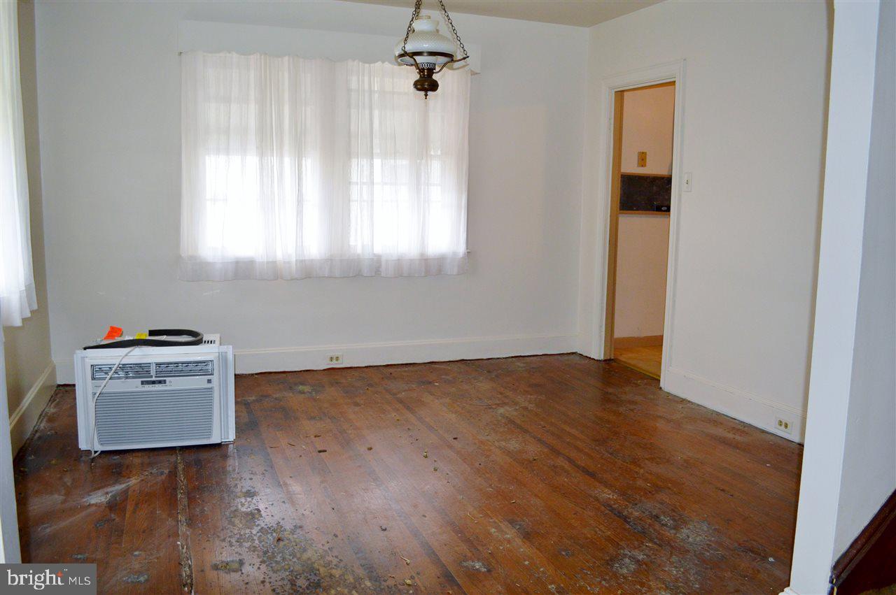 2597 Walnut Bottom Road Carlisle, PA 17015 - Photo 4 of 11 Gallery Image 4