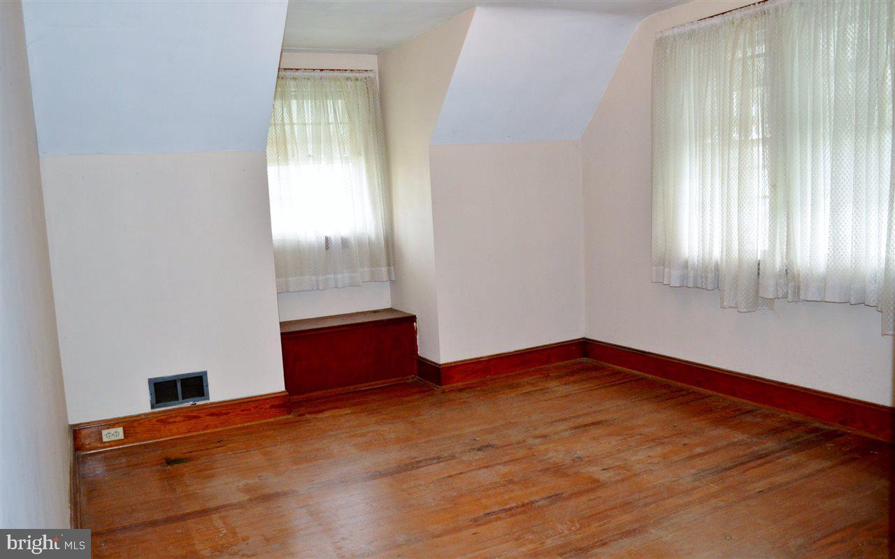 2597 Walnut Bottom Road Carlisle, PA 17015 - Photo 7 of 11 Gallery Image 7