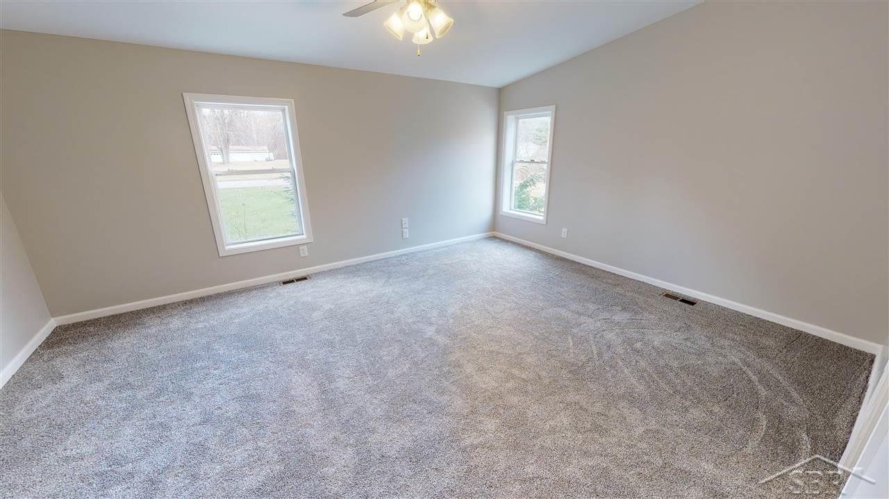 2633 West Snover Road Mayville, MI 48744 - Photo 15 of 28 50000638-14.JPG