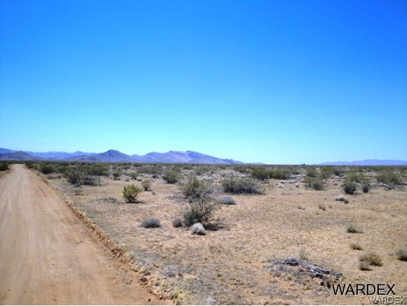 0 Eisenhower Road Golden Valley, AZ 86413 - Photo 3 of 23