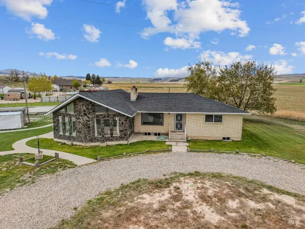 $475,000 | 513 West 2100th Street South, Oakley, ID 83346
