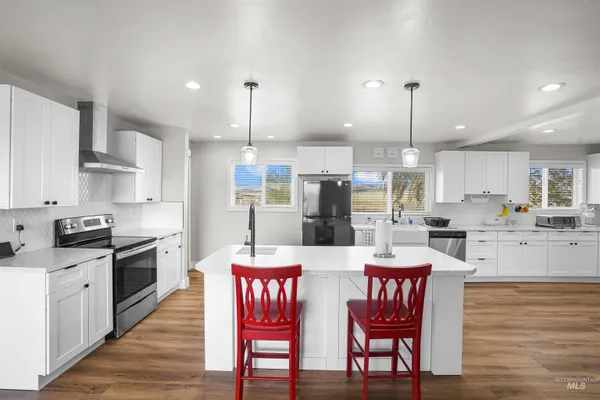 $475,000 | 513 West 2100th Street South, Oakley, ID 83346