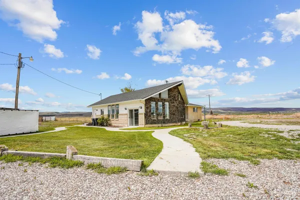 $475,000 | 513 West 2100th Street South, Oakley, ID 83346