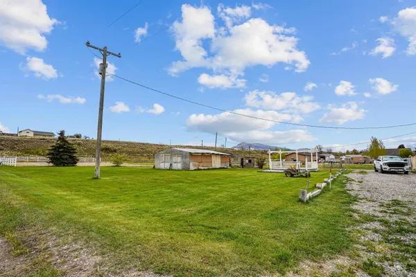 $475,000 | 513 West 2100th Street South, Oakley, ID 83346