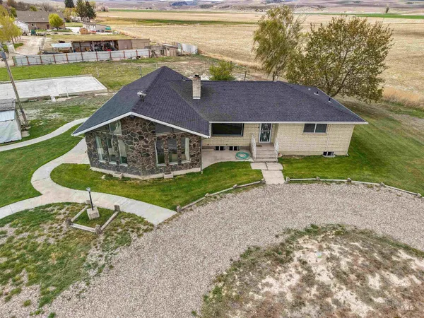 $475,000 | 513 West 2100th Street South, Oakley, ID 83346