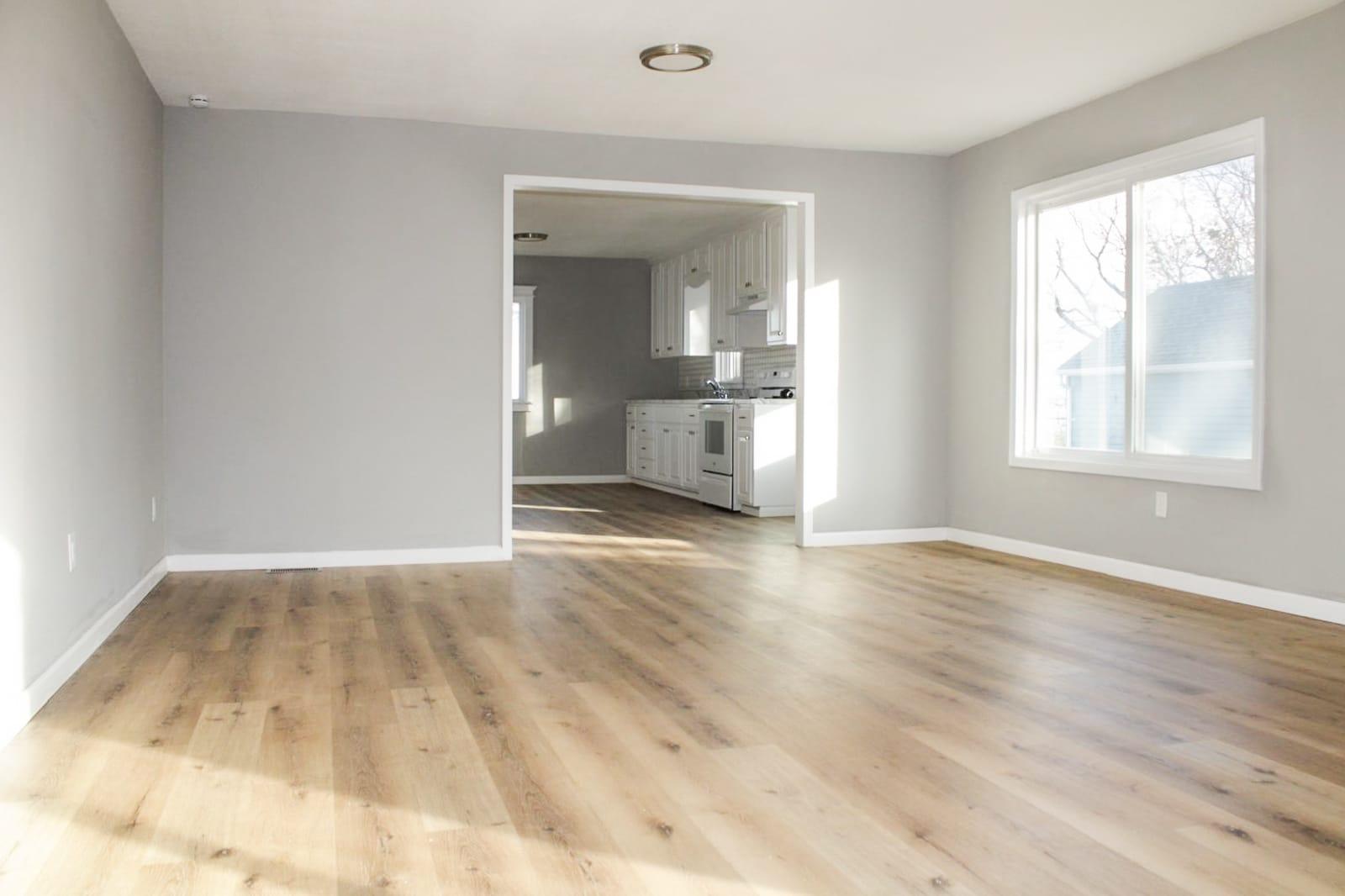 108 North Secor Street Bricelyn, MN 56014 - Photo 4 of 17