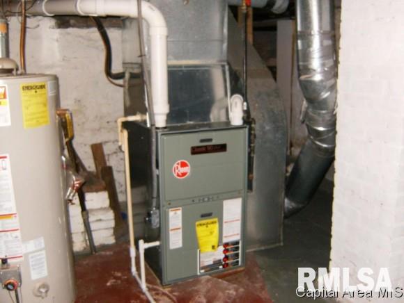 208 East Sanitary Road Abingdon, IL 61410 - Photo 14 of 17 Gallery Image 14