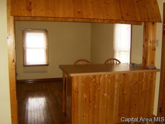 208 East Sanitary Road Abingdon, IL 61410 - Photo 8 of 17 Gallery Image 8