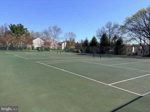 a view of a tennis court