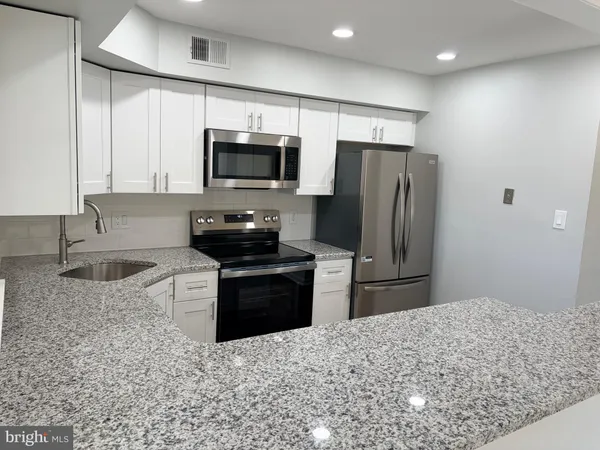 $2,500 | 1905 Bennett Place, Southampton, PA 18966