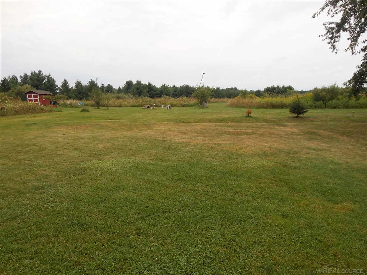 7645 Gibbons Road Jeddo, MI 48032 - Photo 5 of 27 31329803-4.JPG