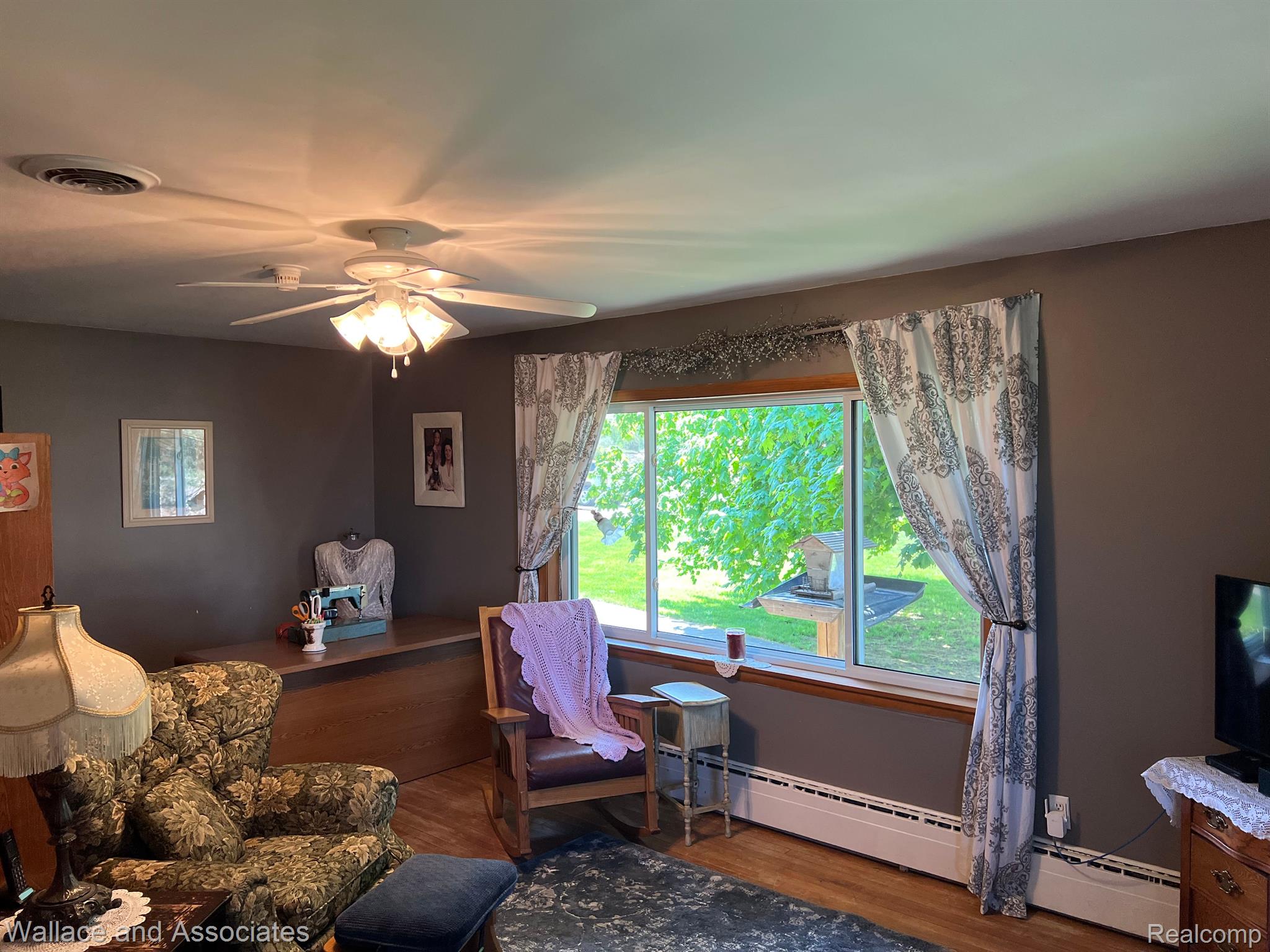 2347 West Harrington Road Croswell, MI 48422 - Photo 16 of 36 West side Family Room