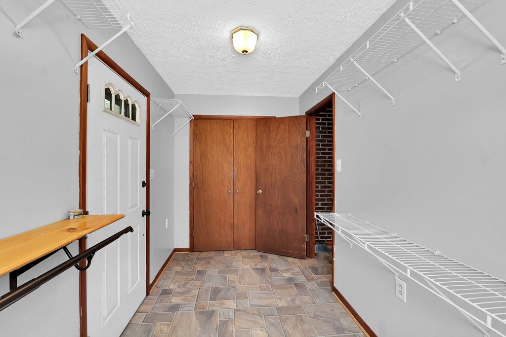 944 Spring Hill Road Cedar Bluff, VA 24609 - Photo 15 of 40 Gallery Image 15
